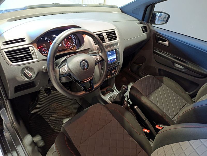 Volkswagen Fox 1.6 Msi Total Xtreme 2018/2019 SIM VEÍCULOS PORTO ALEGRE / Carros no Vale