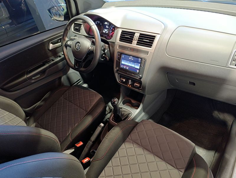 Volkswagen Fox 1.6 Msi Total Xtreme 2018/2019 SIM VEÍCULOS PORTO ALEGRE / Carros no Vale