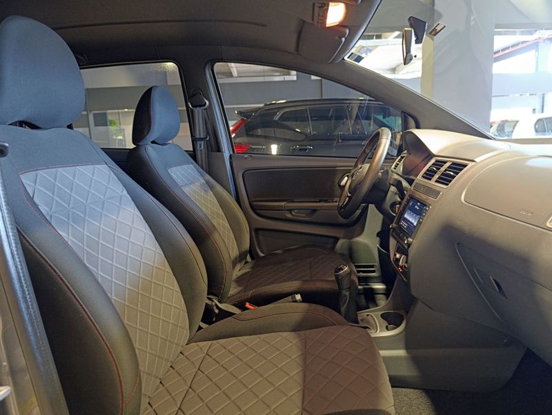 Volkswagen Fox 1.6 Msi Total Xtreme 2018/2019 SIM VEÍCULOS PORTO ALEGRE / Carros no Vale