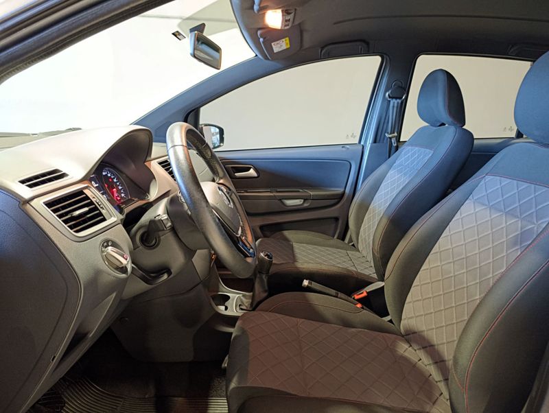 Volkswagen Fox Xtreme Mb 2018/2019 SIM VEÍCULOS PORTO ALEGRE / Carros no Vale
