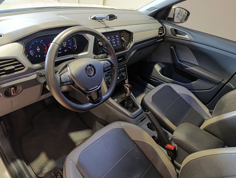 Volkswagen T-cross Comfortline 1.0 Tsi 2019/2020 SIM VEÍCULOS PORTO ALEGRE / Carros no Vale