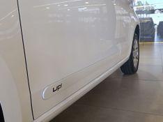 Volkswagen Up 1.0 Mpi Total 2019/2020 SIM VEÍCULOS PORTO ALEGRE / Carros no Vale