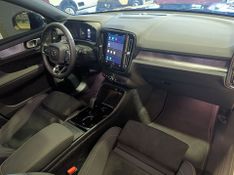 Volvo Xc 40 Recharge Plus Eletrico 2022/2023 SIM VEÍCULOS PORTO ALEGRE / Carros no Vale