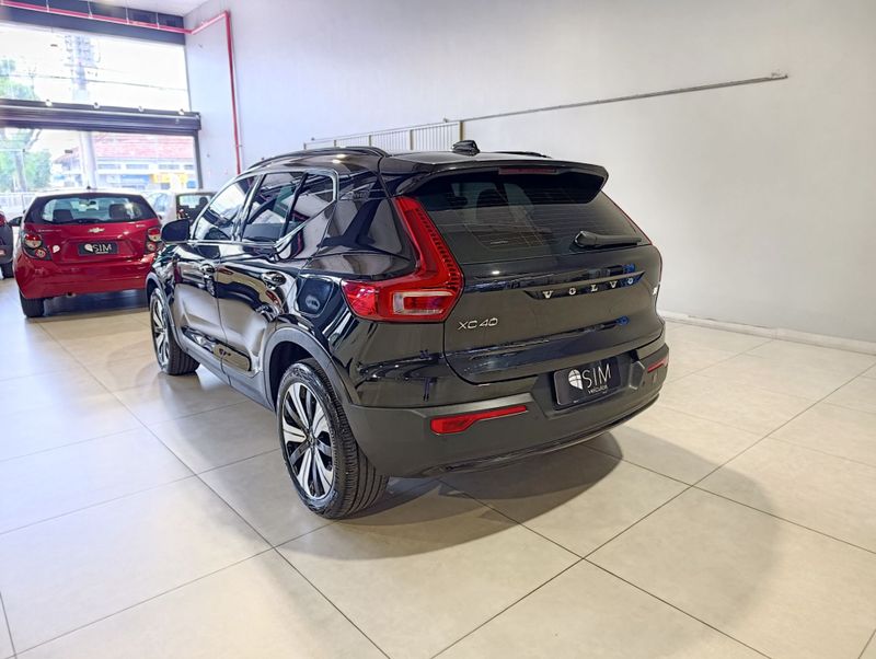 Volvo Xc 40 Recharge Plus Eletrico 2022/2023 SIM VEÍCULOS PORTO ALEGRE / Carros no Vale