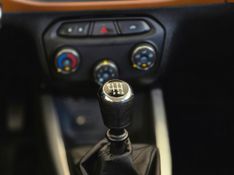 CHEVROLET ONIX HATCH ACTIV 1.4 8V Mec. 2017/2018 AUTO NÍVEL VEÍCULOS SANTA CRUZ DO SUL / Carros no Vale