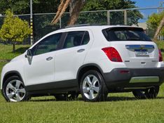 CHEVROLET TRACKER LTZ 1.8 16V 4×2 2013/2014 AUTO NÍVEL VEÍCULOS SANTA CRUZ DO SUL / Carros no Vale