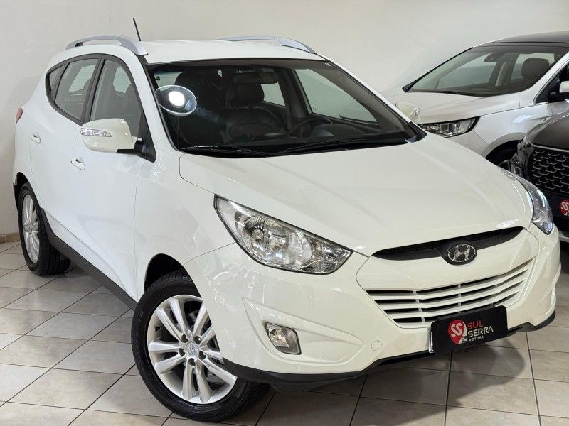 HYUNDAI IX35 2.0 MPI 4X2 16V 2012/2013 SUL SERRA MOTORS CAXIAS DO SUL / Carros no Vale HYUNDAI IX35 2.0 MPI 4X2 16V 2012/2013 SUL SERRA MOTORS CAXIAS DO SUL / Carros no Vale