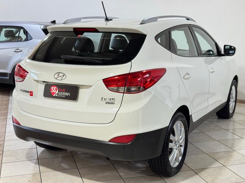 HYUNDAI IX35 2.0 MPI 4X2 16V 2012/2013 SUL SERRA MOTORS CAXIAS DO SUL / Carros no Vale HYUNDAI IX35 2.0 MPI 4X2 16V 2012/2013 SUL SERRA MOTORS CAXIAS DO SUL / Carros no Vale