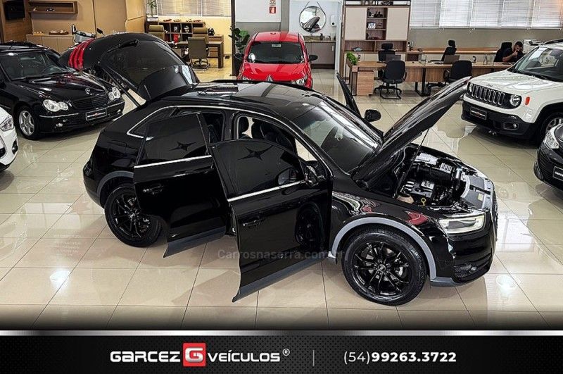 AUDI Q3 2.0 TFSI AMBIENTE QUATTRO S TRONIC 2015/2015 GARCEZ VEÍCULOS BENTO GONÇALVES / Carros no Vale