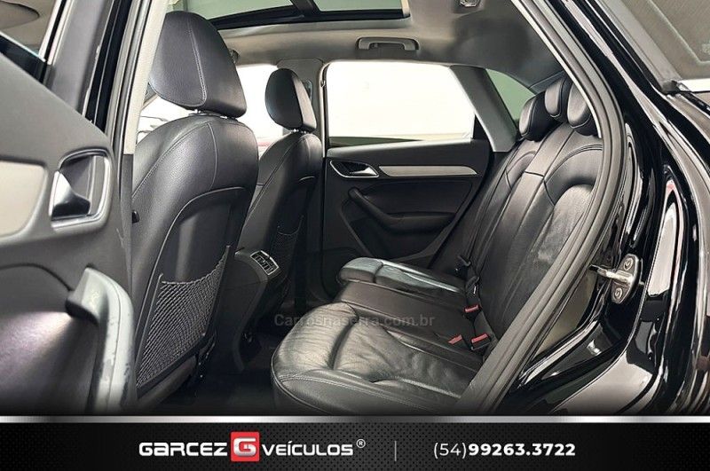 AUDI Q3 2.0 TFSI AMBIENTE QUATTRO S TRONIC 2015/2015 GARCEZ VEÍCULOS BENTO GONÇALVES / Carros no Vale