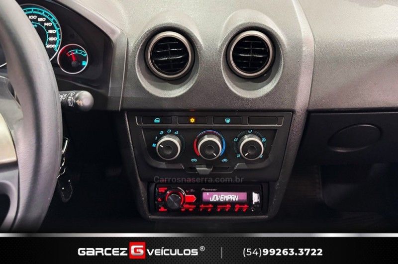 CHEVROLET CELTA 1.0 MPFI LT 8V 2012/2013 GARCEZ VEÍCULOS BENTO GONÇALVES / Carros no Vale