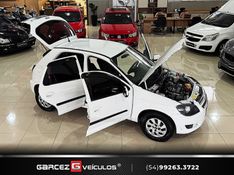 CHEVROLET CELTA 1.0 MPFI LT 8V 2012/2013 GARCEZ VEÍCULOS BENTO GONÇALVES / Carros no Vale
