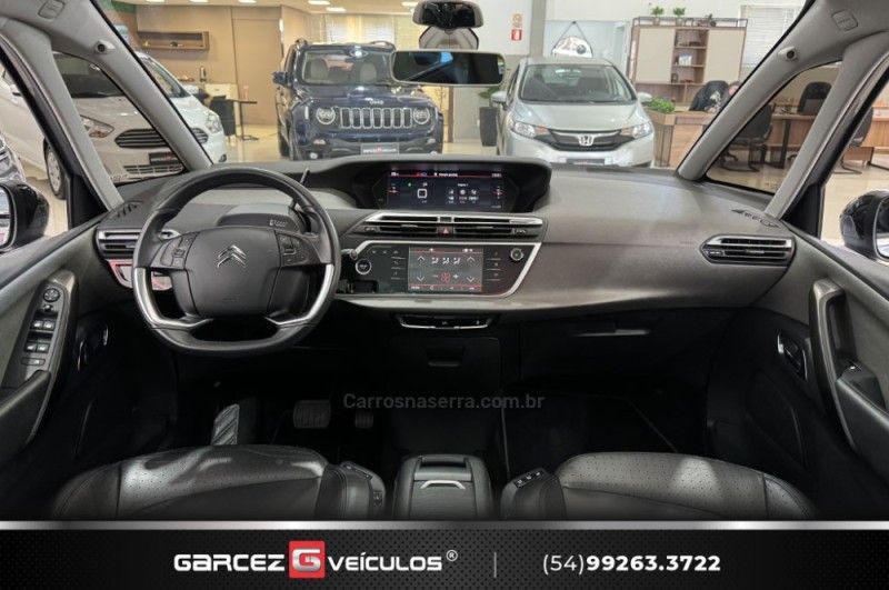 CITROËN C4 PICASSO 1.6 INTENSIVE 16V TURBO 2018/2019 GARCEZ VEÍCULOS BENTO GONÇALVES / Carros no Vale