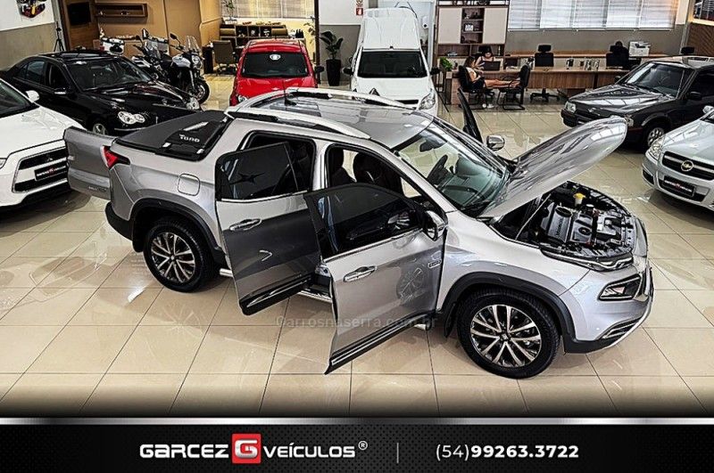 FIAT TORO 2.0 16V TURBO RANCH 4X4 AUTOMÁTICO 2022/2023 GARCEZ VEÍCULOS BENTO GONÇALVES / Carros no Vale