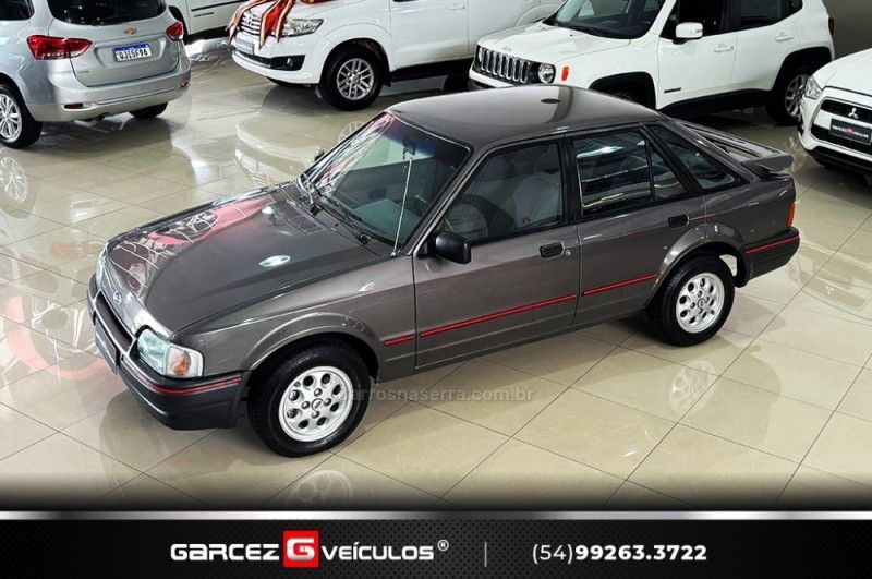 FORD ESCORT 1992/1992 GARCEZ VEÍCULOS BENTO GONÇALVES / Carros no Vale