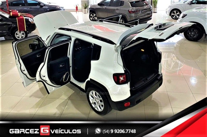 JEEP RENEGADE 1.8 16V LONGITUDE 2016/2017 GARCEZ VEÍCULOS BENTO GONÇALVES / Carros no Vale