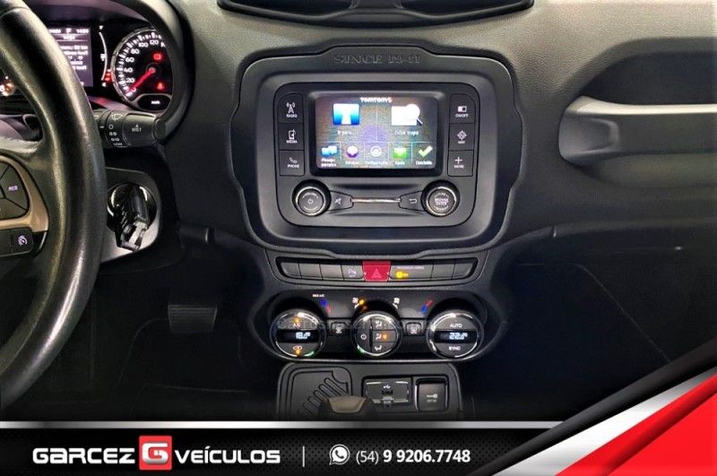 JEEP RENEGADE 1.8 16V LONGITUDE 2016/2017 GARCEZ VEÍCULOS BENTO GONÇALVES / Carros no Vale