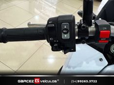 KAWASAKI VERSYS 1000 ABS 2012/2013 GARCEZ VEÍCULOS BENTO GONÇALVES / Carros no Vale