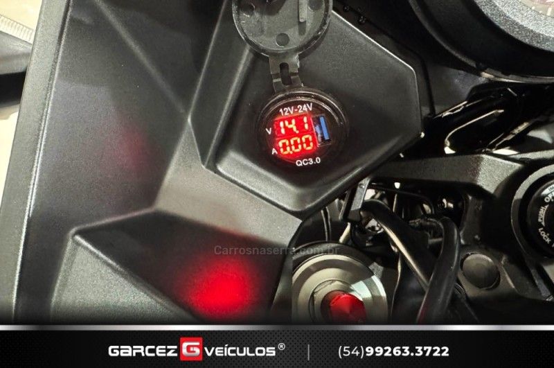 KAWASAKI VERSYS 1000 ABS 2012/2013 GARCEZ VEÍCULOS BENTO GONÇALVES / Carros no Vale