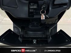 SUZUKI BURGMAN 400 2001/2001 GARCEZ VEÍCULOS BENTO GONÇALVES / Carros no Vale