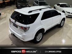 TOYOTA HILUX SW4 3.0 SRV 4X4 16V TURBO INTERCOOLER 2013/2013 GARCEZ VEÍCULOS BENTO GONÇALVES / Carros no Vale