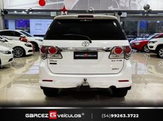 TOYOTA HILUX SW4 3.0 SRV 4X4 16V TURBO INTERCOOLER 2013/2013 GARCEZ VEÍCULOS BENTO GONÇALVES / Carros no Vale
