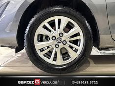 TOYOTA YARIS 1.5 16V SEDAN XL PLUS TECH MULTIDRIVE3 2021/2022 GARCEZ VEÍCULOS BENTO GONÇALVES / Carros no Vale