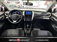 TOYOTA YARIS 1.5 16V SEDAN XL PLUS TECH MULTIDRIVE3 2021/2022 GARCEZ VEÍCULOS BENTO GONÇALVES / Carros no Vale