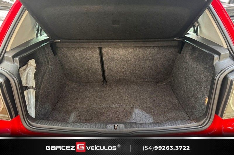 VOLKSWAGEN GOLF 1.8 MI GTI 20V 193CV TURBO 2008/2009 GARCEZ VEÍCULOS BENTO GONÇALVES / Carros no Vale