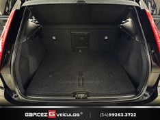 VOLVO XC 40 2.0 T4 MOMENTUM 190CV FWD 2020/2020 GARCEZ VEÍCULOS BENTO GONÇALVES / Carros no Vale