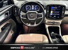 VOLVO XC 40 2.0 T4 MOMENTUM 190CV FWD 2020/2020 GARCEZ VEÍCULOS BENTO GONÇALVES / Carros no Vale