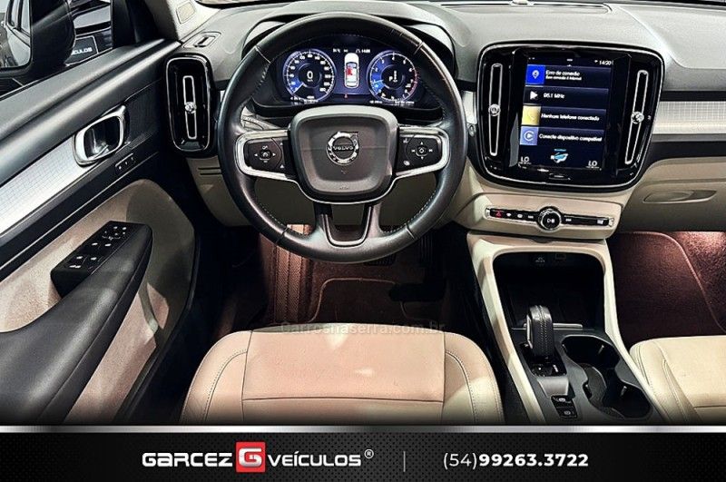 VOLVO XC 40 2.0 T4 MOMENTUM 190CV FWD 2020/2020 GARCEZ VEÍCULOS BENTO GONÇALVES / Carros no Vale