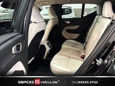 VOLVO XC 40 2.0 T4 MOMENTUM 190CV FWD 2020/2020 GARCEZ VEÍCULOS BENTO GONÇALVES / Carros no Vale