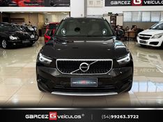VOLVO XC 40 2.0 T4 MOMENTUM 190CV FWD 2020/2020 GARCEZ VEÍCULOS BENTO GONÇALVES / Carros no Vale