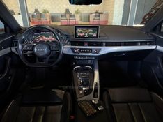 AUDI A4 2.0 TFSI AVANT 214CV MULTITRONIC 2019/2019 GRIFFCAR MULTIMARCAS DOIS IRMÃOS / Carros no Vale