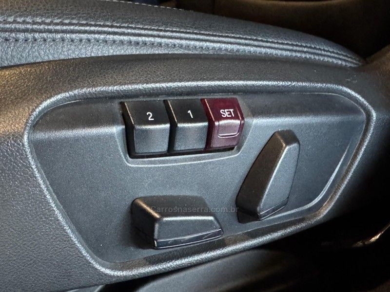 BMW X2 2.0 16V TURBO ACTIVEFLEX SDRIVE 20I 2018/2019 GRIFFCAR MULTIMARCAS DOIS IRMÃOS / Carros no Vale