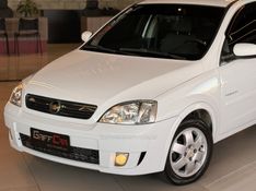 CHEVROLET CORSA 1.4 MPFI PREMIUM SEDAN 8V 2007/2008 GRIFFCAR MULTIMARCAS DOIS IRMÃOS / Carros no Vale