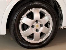 CHEVROLET CORSA 1.4 MPFI PREMIUM SEDAN 8V 2007/2008 GRIFFCAR MULTIMARCAS DOIS IRMÃOS / Carros no Vale