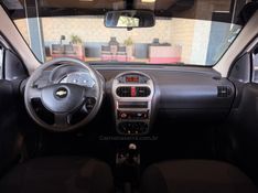 CHEVROLET CORSA 1.4 MPFI PREMIUM SEDAN 8V 2007/2008 GRIFFCAR MULTIMARCAS DOIS IRMÃOS / Carros no Vale