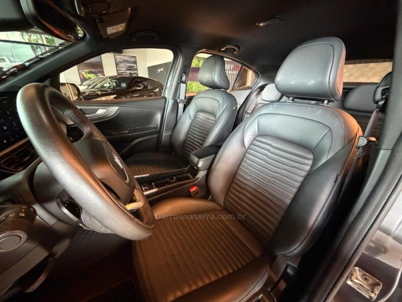 FIAT FASTBACK 1.0 IMPETUS 200 TURBO 2022/2023 GRIFFCAR MULTIMARCAS DOIS IRMÃOS / Carros no Vale