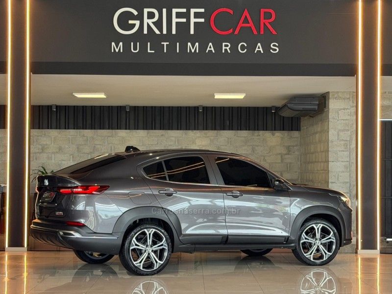 FIAT FASTBACK 1.0 IMPETUS 200 TURBO 2022/2023 GRIFFCAR MULTIMARCAS DOIS IRMÃOS / Carros no Vale