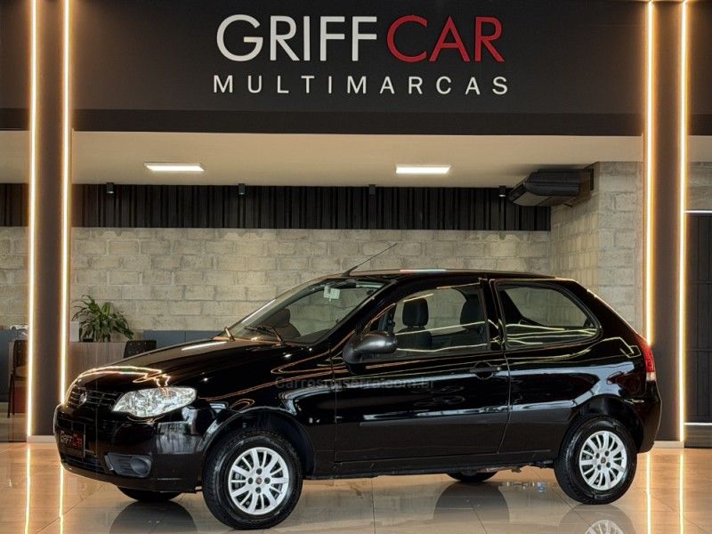 FIAT PALIO 1.0 MPI FIRE ECONOMY 8V 2014/2014 GRIFFCAR MULTIMARCAS DOIS IRMÃOS / Carros no Vale