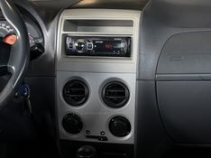 FIAT PALIO 1.0 MPI FIRE ECONOMY 8V 2014/2014 GRIFFCAR MULTIMARCAS DOIS IRMÃOS / Carros no Vale