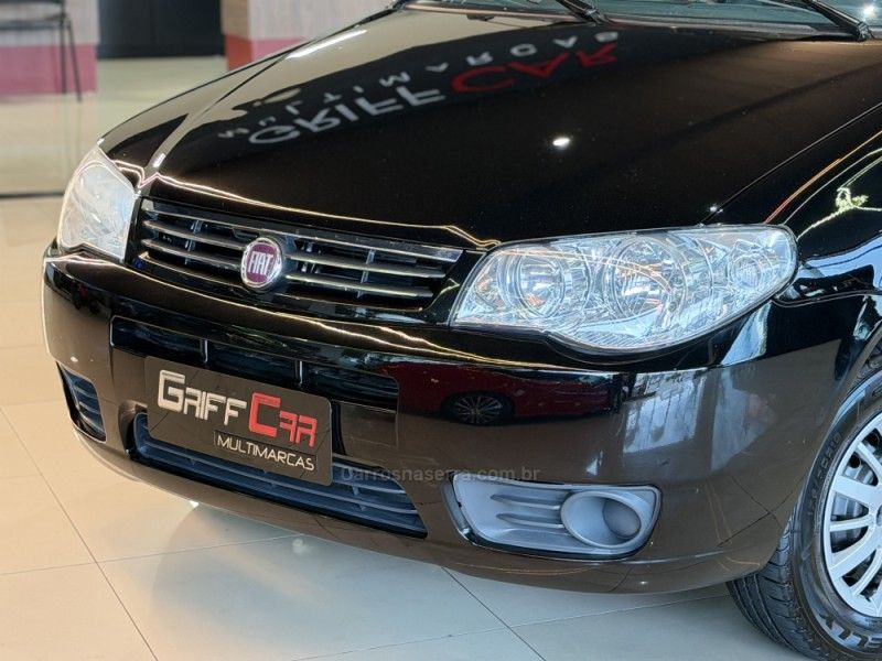 FIAT PALIO 1.0 MPI FIRE ECONOMY 8V 2014/2014 GRIFFCAR MULTIMARCAS DOIS IRMÃOS / Carros no Vale