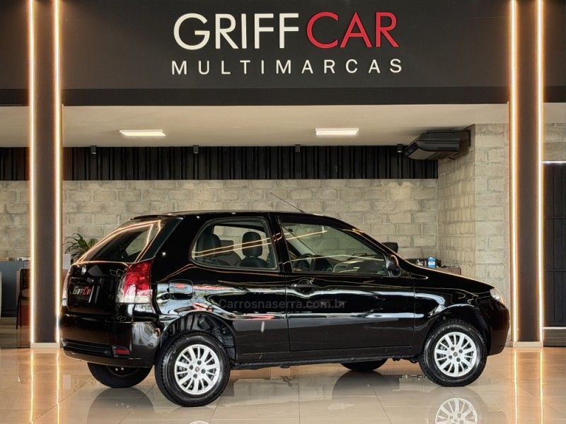 FIAT PALIO 1.0 MPI FIRE ECONOMY 8V 2014/2014 GRIFFCAR MULTIMARCAS DOIS IRMÃOS / Carros no Vale