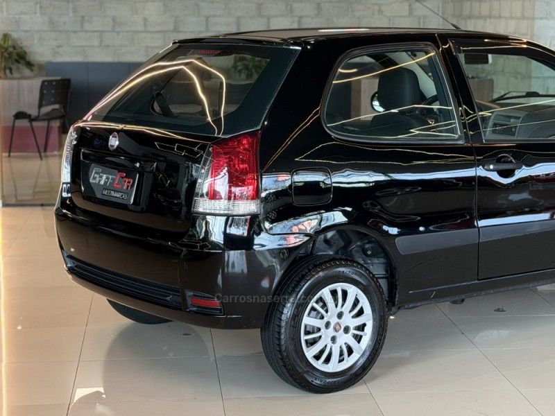 FIAT PALIO 1.0 MPI FIRE ECONOMY 8V 2014/2014 GRIFFCAR MULTIMARCAS DOIS IRMÃOS / Carros no Vale