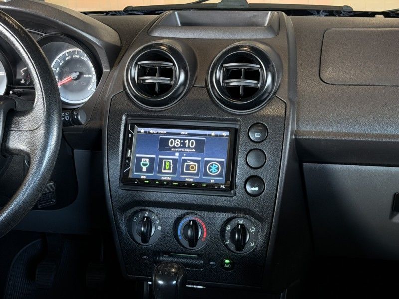 FORD FIESTA 1.0 MPI 8V 2010/2011 GRIFFCAR MULTIMARCAS DOIS IRMÃOS / Carros no Vale FORD FIESTA 1.0 MPI 8V 2010/2011 GRIFFCAR MULTIMARCAS DOIS IRMÃOS / Carros no Vale