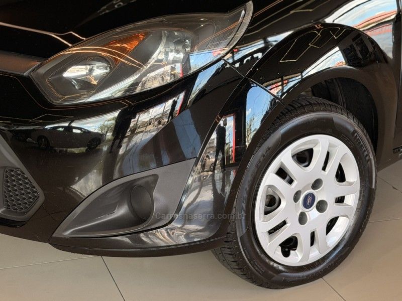 FORD FIESTA 1.0 MPI 8V 2010/2011 GRIFFCAR MULTIMARCAS DOIS IRMÃOS / Carros no Vale FORD FIESTA 1.0 MPI 8V 2010/2011 GRIFFCAR MULTIMARCAS DOIS IRMÃOS / Carros no Vale