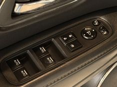 HONDA HR-V 1.8 16V TOURING 2018/2018 GRIFFCAR MULTIMARCAS DOIS IRMÃOS / Carros no Vale