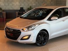 HYUNDAI I30 1.8 MPI 16V 2013/2014 GRIFFCAR MULTIMARCAS DOIS IRMÃOS / Carros no Vale